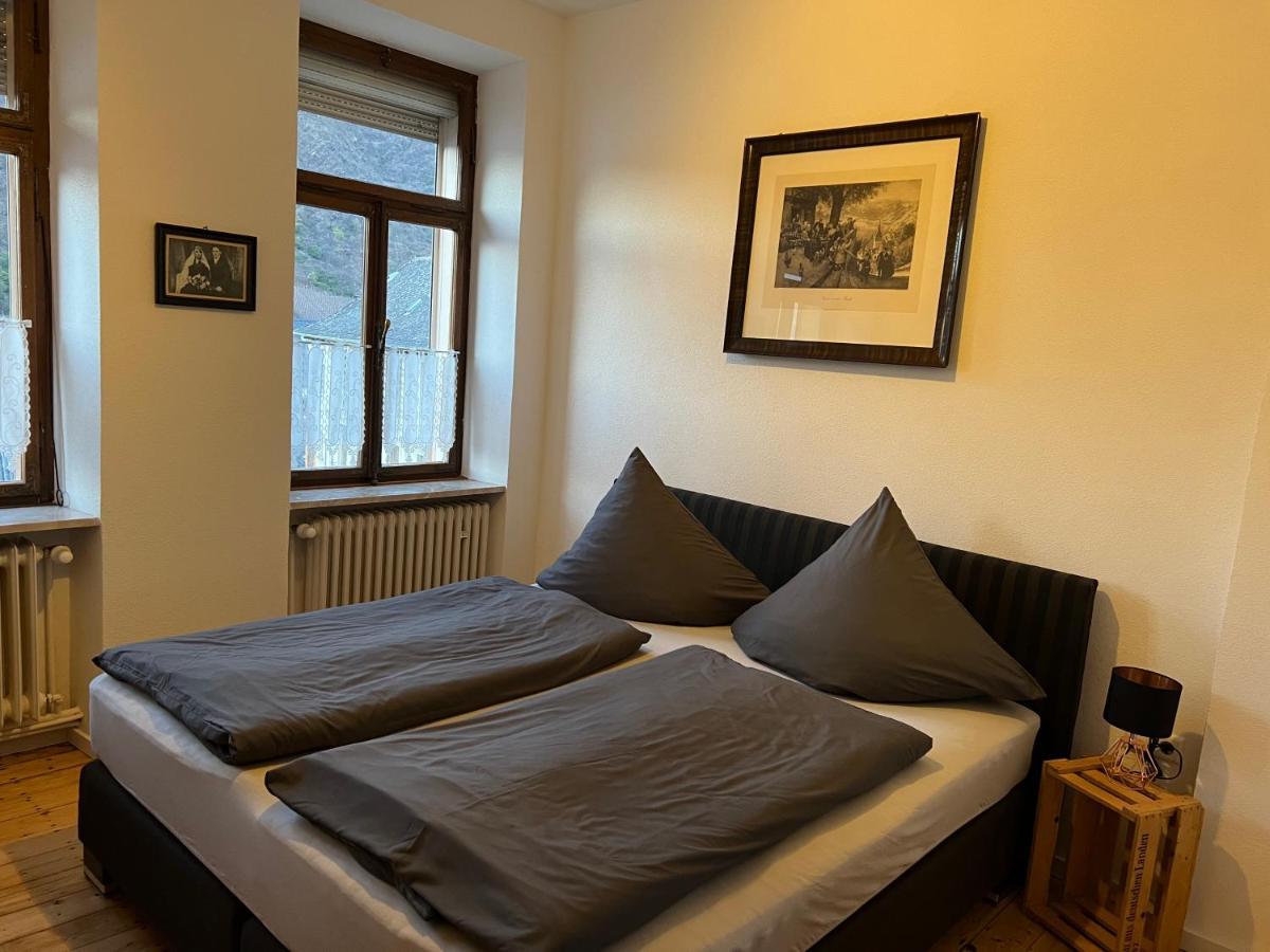 Weingut Gaestehaus Bach 科赫姆 外观 照片