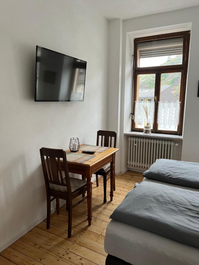 Weingut Gaestehaus Bach 科赫姆 外观 照片