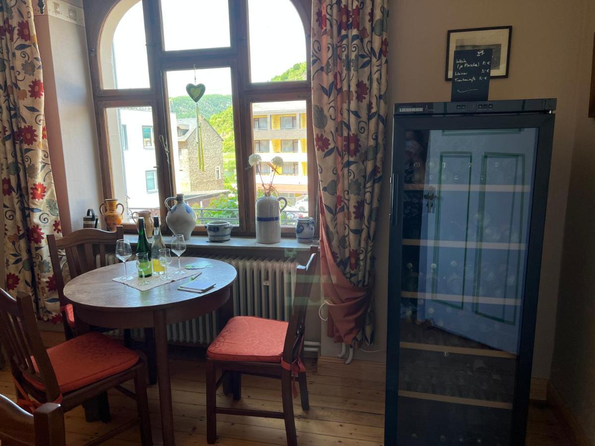 Weingut Gaestehaus Bach 科赫姆 外观 照片